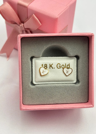 حلق طبي ذهب عيار18