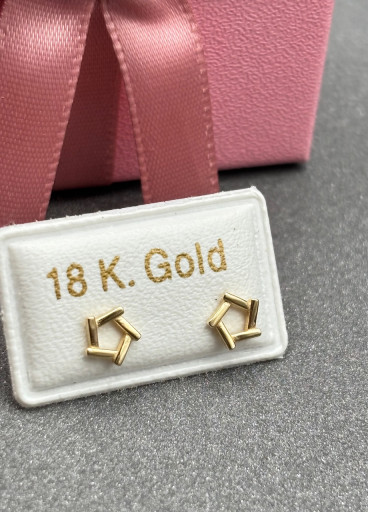 حلق طبي ذهب عيار18