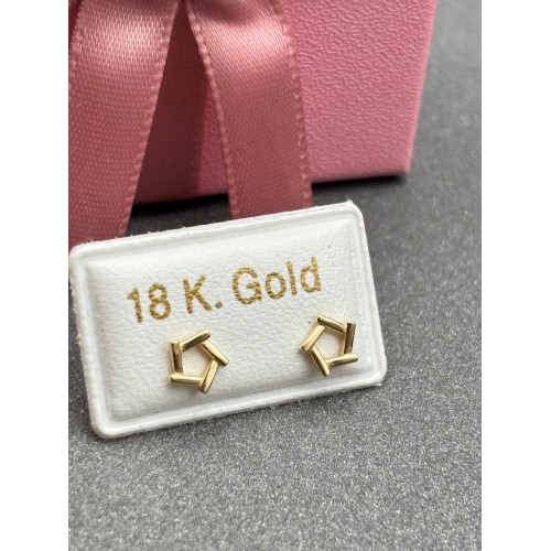 حلق طبي ذهب عيار18