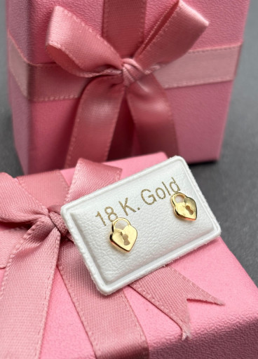 حلق طبي ذهب عيار18