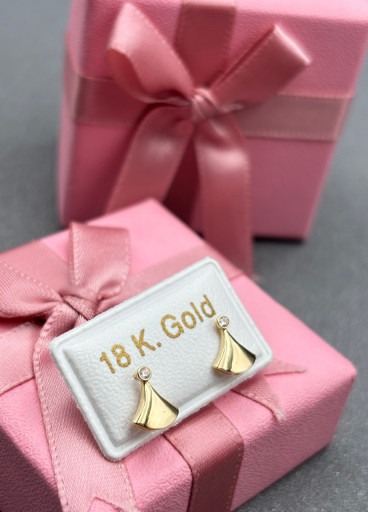 حلق طبي ذهب عيار 18