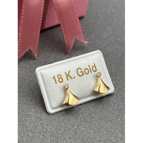 حلق طبي ذهب عيار 18