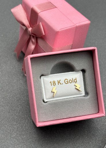 حلق طبي ذهب عيار 18