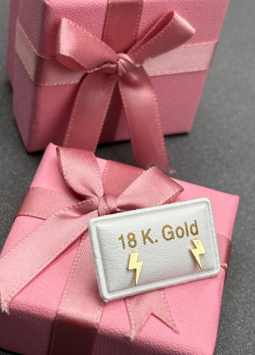 حلق طبي ذهب عيار 18