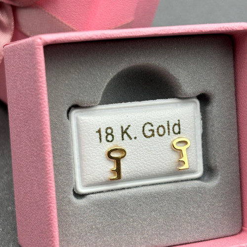 حلق طبي ذهب عيار18