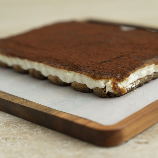 تراميسو التمر الفاخر الصغير | حلوى تمرية بطابع سعودي عصري