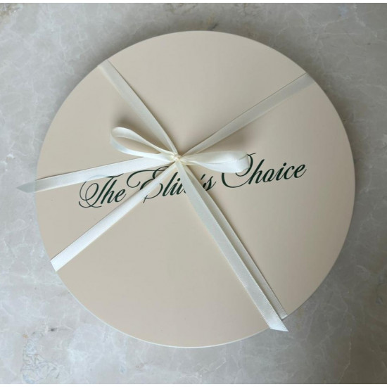 علبة شوكولا كبيرة