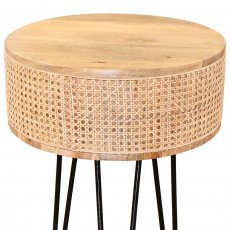 طاولة قهوة مودرن خشب وراتان بأرجل معدنية