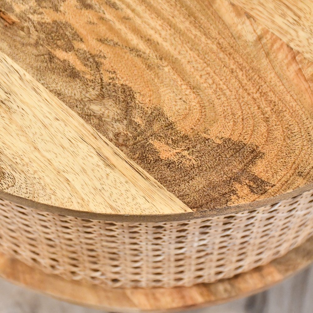 طاولة قهوة مودرن خشب وراتان بأرجل معدنية طاولة قهوة مودرن خشب وراتان بأرجل معدنية