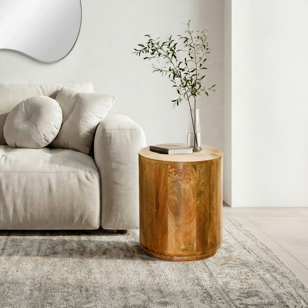 طاولة جانبية بتصميم مودرن خشبي طاولة جانبية بتصميم مودرن خشبي