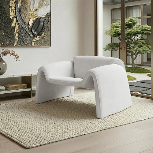 كرسي مفرد مودرن بتصميم فاخر أوف وايت