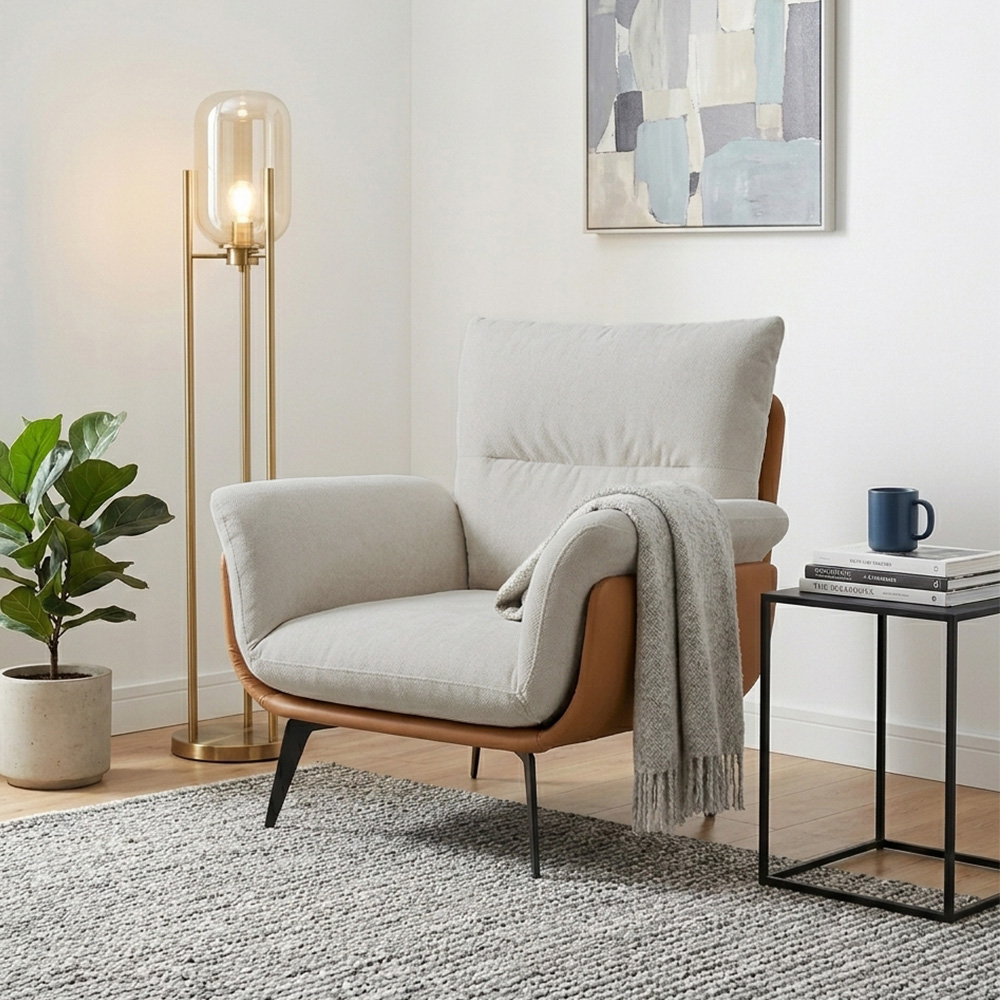 كرسي مفرد فخم بيج فاتح