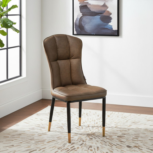 كرس طاولة طعام فاخر جلد بأرجل معدنية 