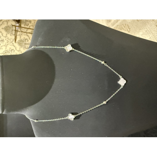 سلاسل الفخامة