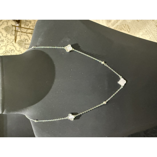 سلاسل الفخامة