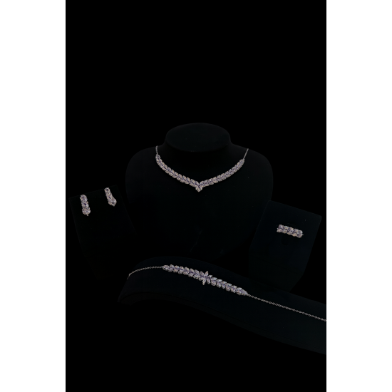 عقد البنفسج 