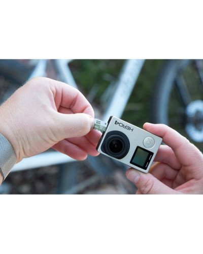 ليكسار بطاقة ذاكرة ماكرو 32 جيجا للجوالات والكاميرات 633x microSDXC 64GB UHS-II/U3