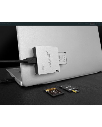 Exascend Essential 4-in-1 – Multi-Slot Card Reader Exascend Essential 4-in-1 – Multi-Slot Card Reader