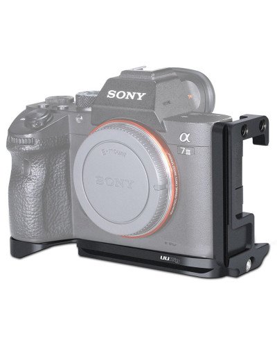 UURig R013 L-Bracket for Sony a7 III and a7R III Series Cameras