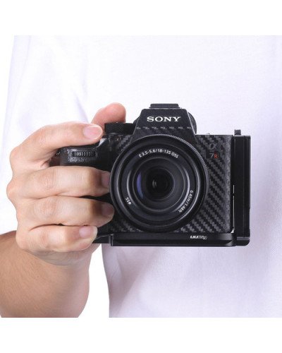 UURig R013 L-Bracket for Sony a7 III and a7R III Series Cameras