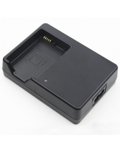 MH-24 Battery Charger for Nikon D3100, D3200, D3300, D3400, D3500, D5100, D5200, D5300, D5500, D5600, Df DSLR, Coolpix P7000, P7100, P7700, P7800 Cameras