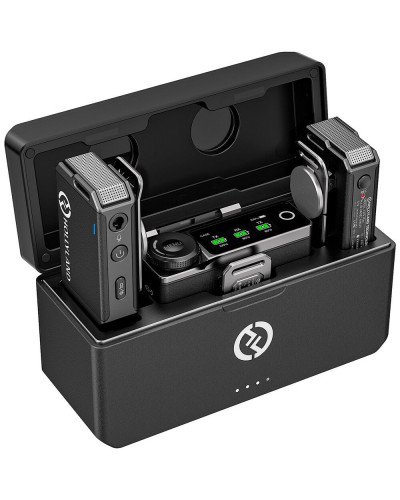 Hollyland LARK MAX Duo 2-Person Wireless Microphone System