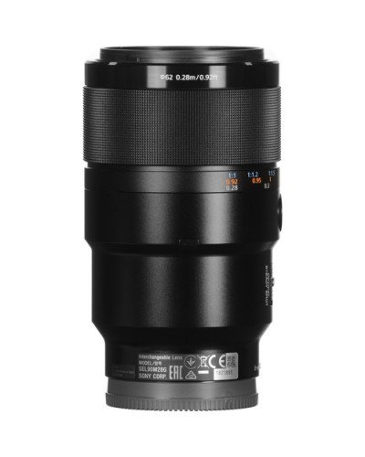 Sony FE 90mm f/2.8 Macro G OSS Lens