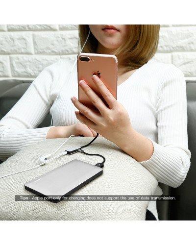 Baseus L32 8 Pin to 3.5mm Audio Adapter for iPhone