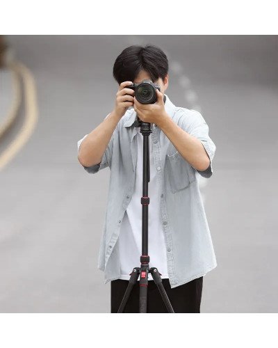 Ulanzi TT31 Claw Quick Release Camera Tripod & Monopod