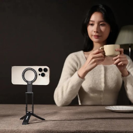 Ulanzi MA60 Foldable Magnetic Phone Tripod (Silver)