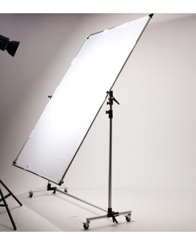 Falcon Eyes Pro Studio Solutions 150cm x 200cm Adjustable Diffusion & Silver/Black Reflector Kit Falcon Eyes Pro Studio Solutions 150cm x 200cm Adjustable Diffusion & Silver/Black Reflector Kit