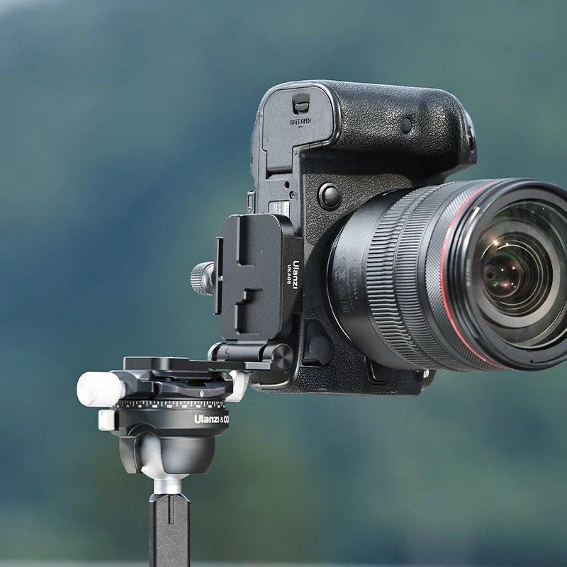 Ulanzi UKA08 Foldable L-Bracket and Baseplate