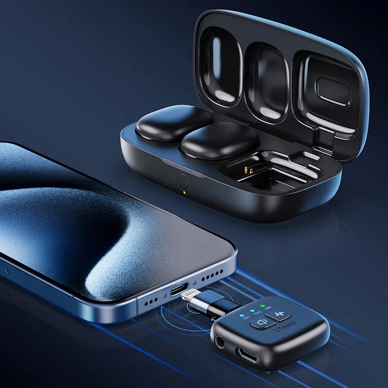 Ulanzi A30 Wireless Lavalier Tiny Microphone System with Type C & Lightning Connector