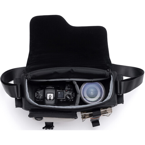 Ulanzi MS12 Messenger Bag of 5.6L Capacity Black