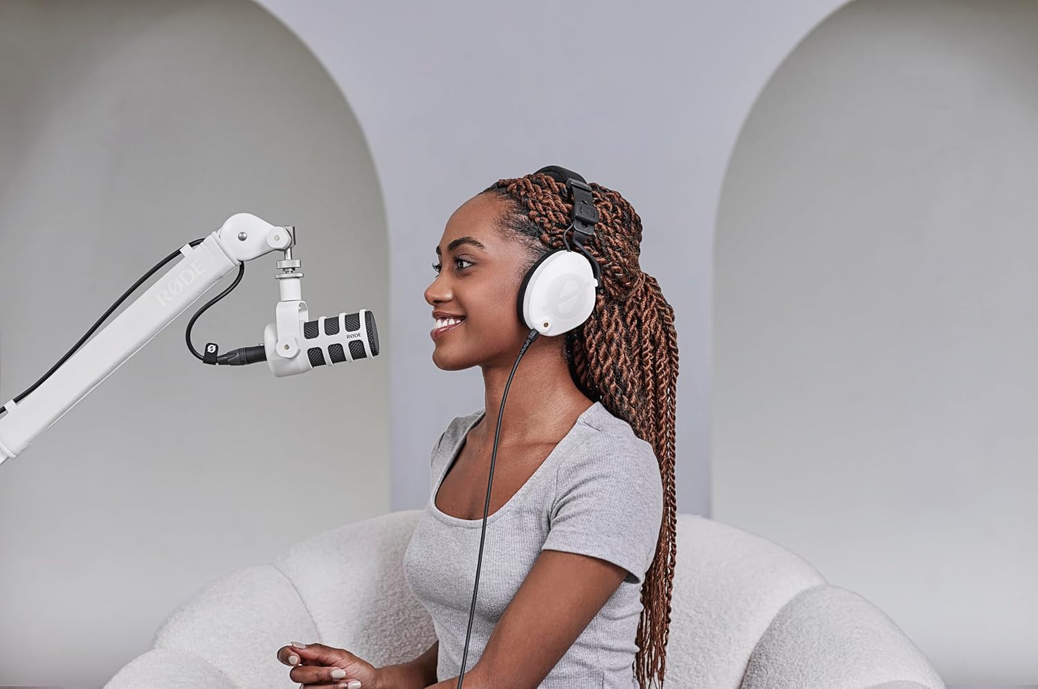 RODE PodMic Dynamic Podcasting Microphone (White)