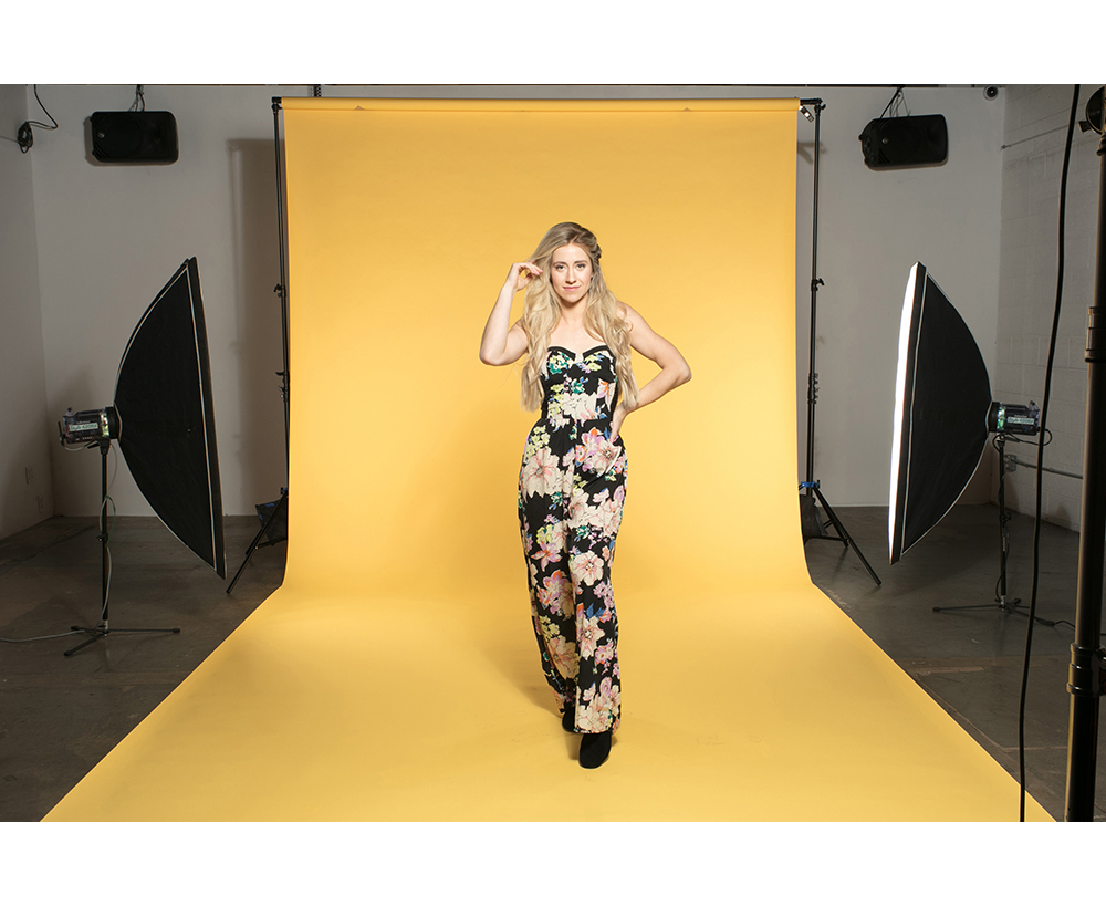 Background Paper Rolls 2.72x11m Buff