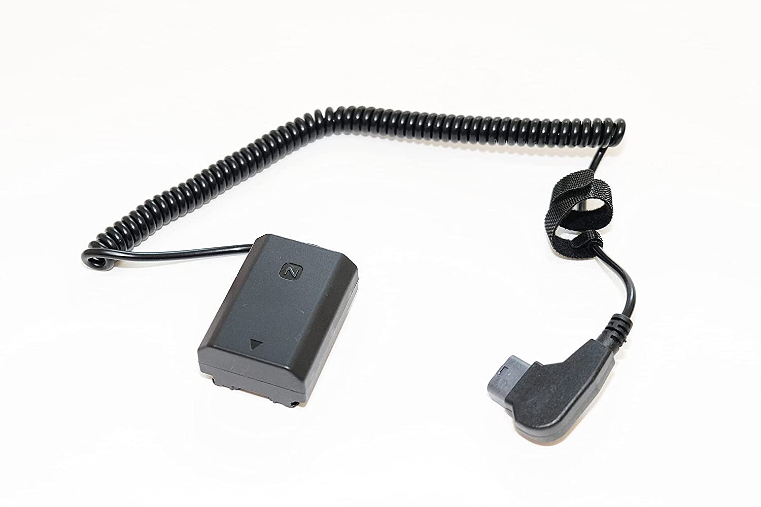 D-tap to NP-FZ100 Dummy Battery DC Power AC Adapter for Sony FX3 A6700 A6600 A7III A7IV A7M3K A7RM3 A7RM4 A9 A9M2 A7M3