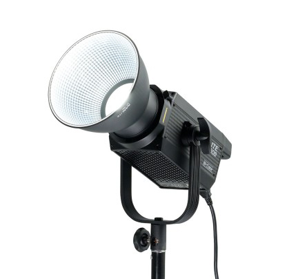 Nanlite FS-150B LED Bi-Color Spot Light Nanlite FS-150B LED Bi-Color Spot Light