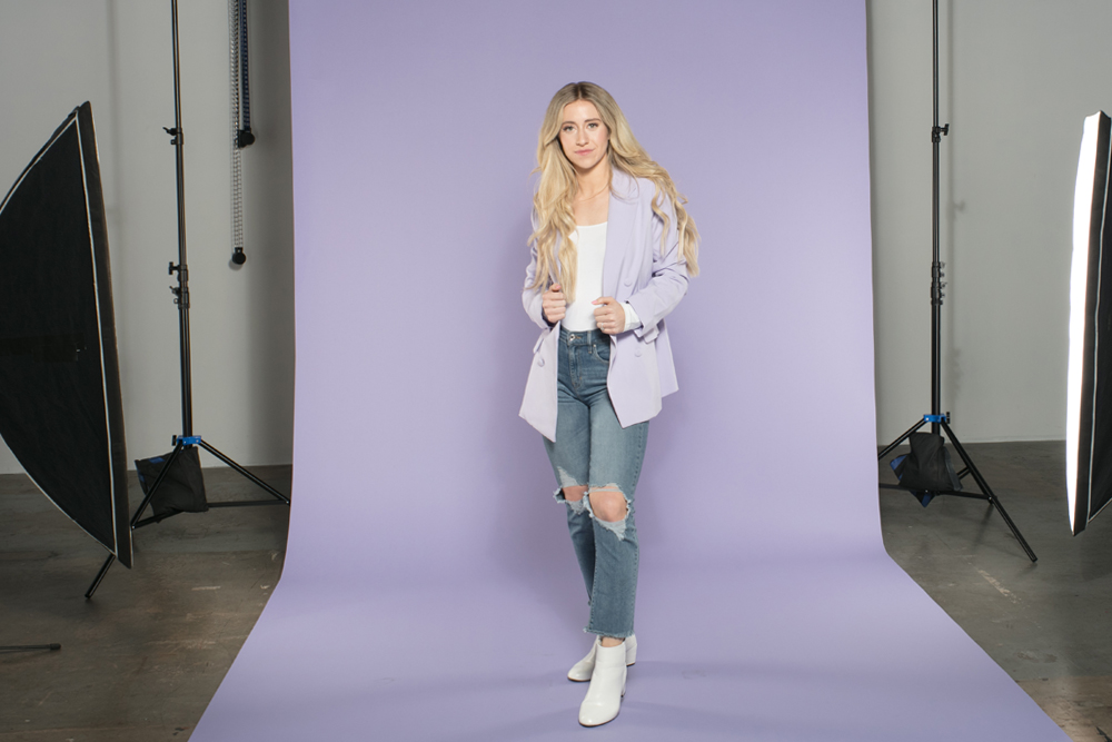 Background Paper Rolls 1.36 x 11m pruple