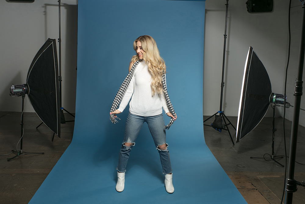 Background Paper Rolls 1.36x11mm Marine Blue