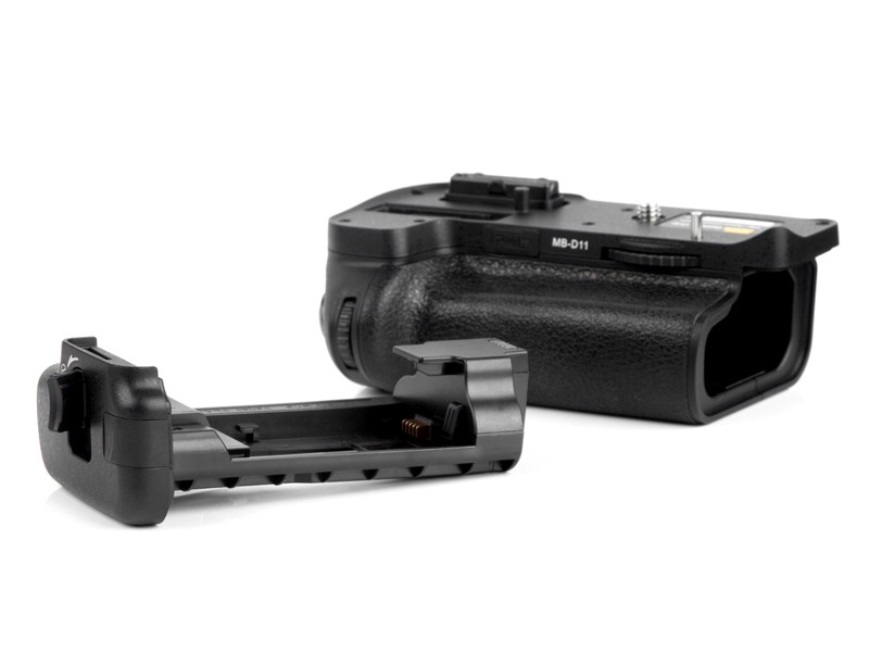 باتري جريب نيكون 7000D