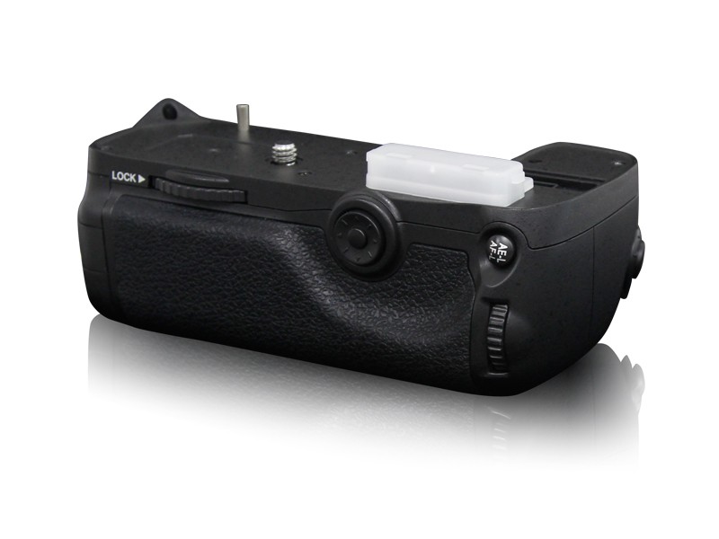 باتري جريب نيكون 7000D