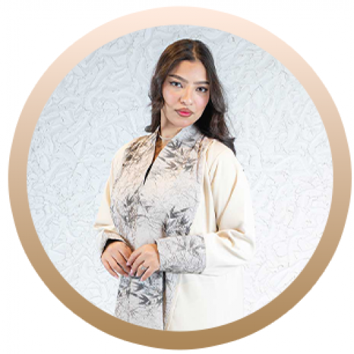 عبايات ملونة