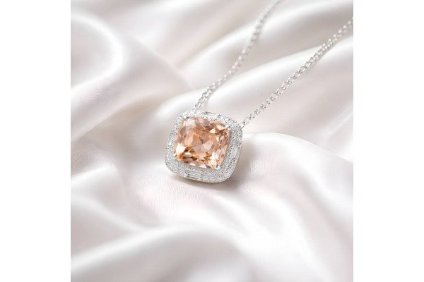 عقد فضة مطلي بالذهب الأبيض عيار 925مرصعة بحجر الزركون الأبيض وباللون الخربزي