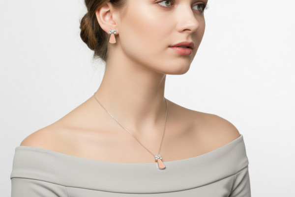 نصف طقم فضة مطلي بالذهب الأبيض  عيار 925 باللون الخربزي (وردي )