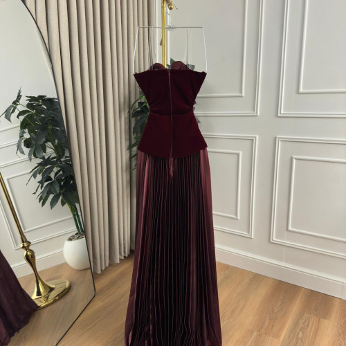 فستان Evelina المميز ✨