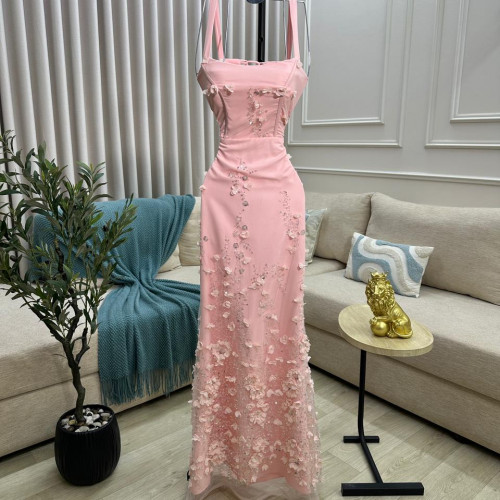 فستان Elora الراقي ✨