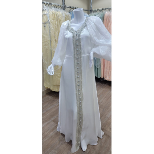 جلابية ناعمة ( عدة الوان ) جلابية ناعمة ( عدة الوان )