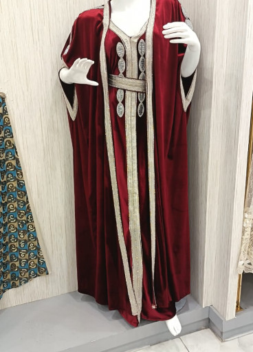 جلابية قطعتين قماش ناعم ✨ (عدة الوان )