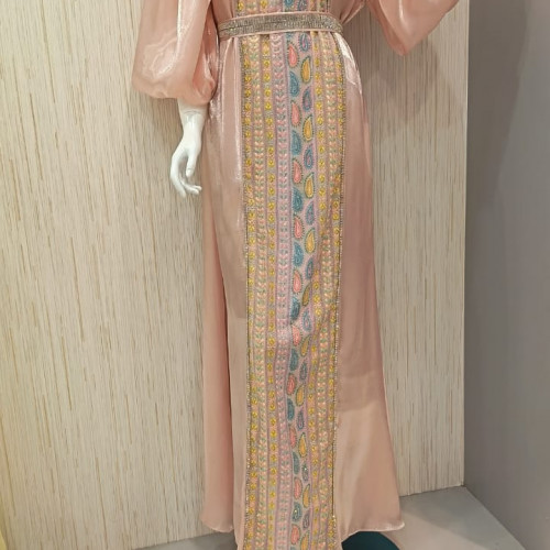 جلابية قطعة واحدة تطريز ✨ (عدة الوان )